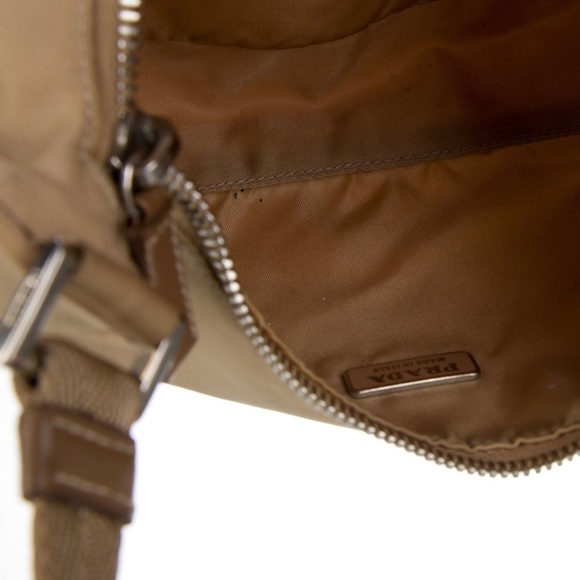 SOLD Prada Tessuto Re-Edition Shoulder Bag Authentic Vintage SOLD - Picture 6 of 6